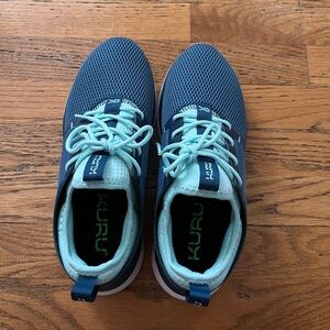 KURU ATOM Sneakers Women’s Size 8
Tidal wave/white/oasis